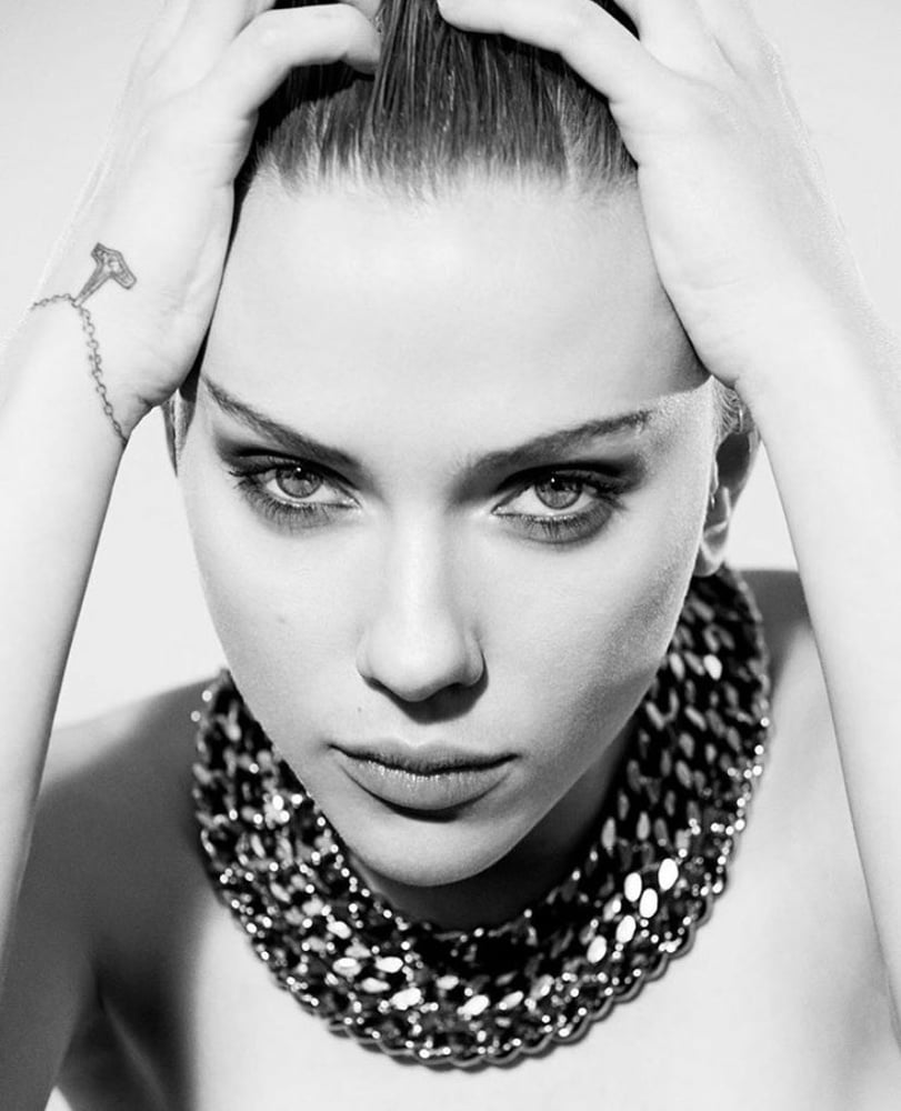 Scarlett Johansson hot #105032604