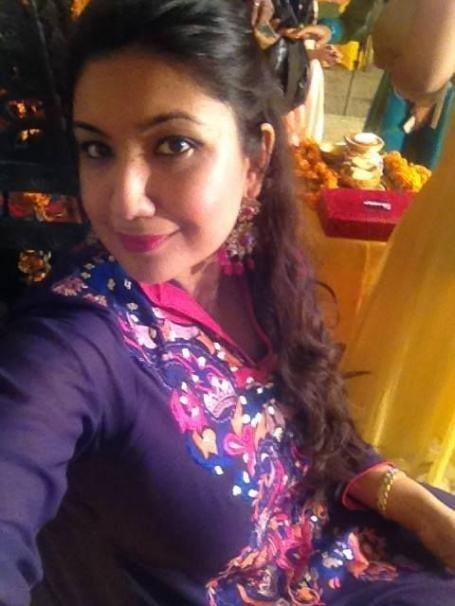 Indian Bride - Huge Tits - Selfies Leaked #105034191