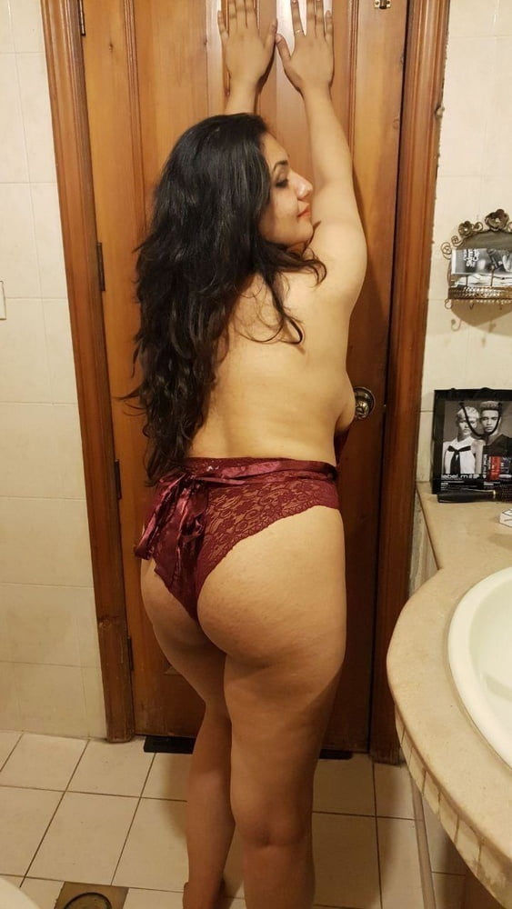 Indian Bride - Huge Tits - Selfies Leaked #105034197
