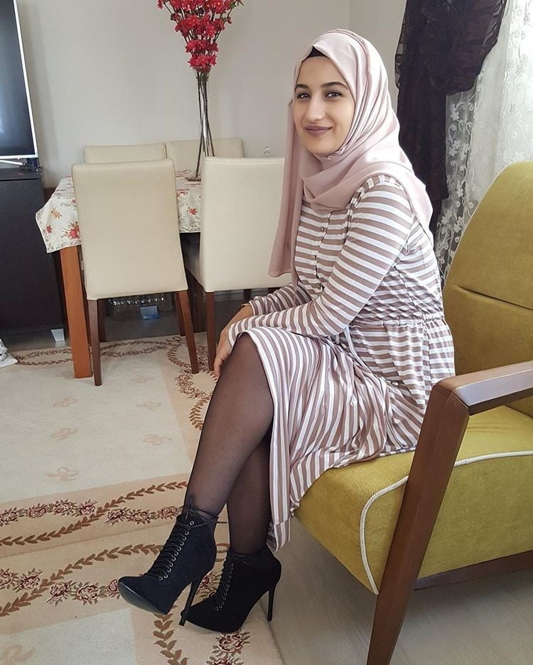 Nylon Hijabi
 #90203041