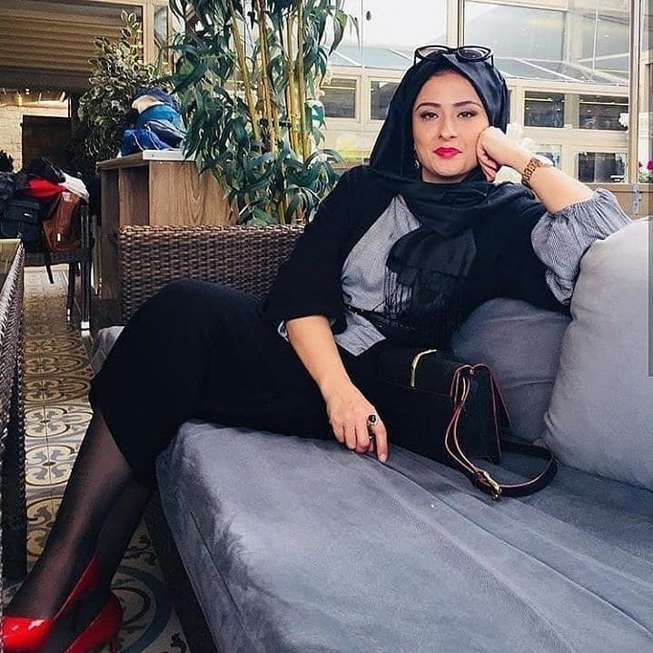 Nylon Hijabi
 #90203118