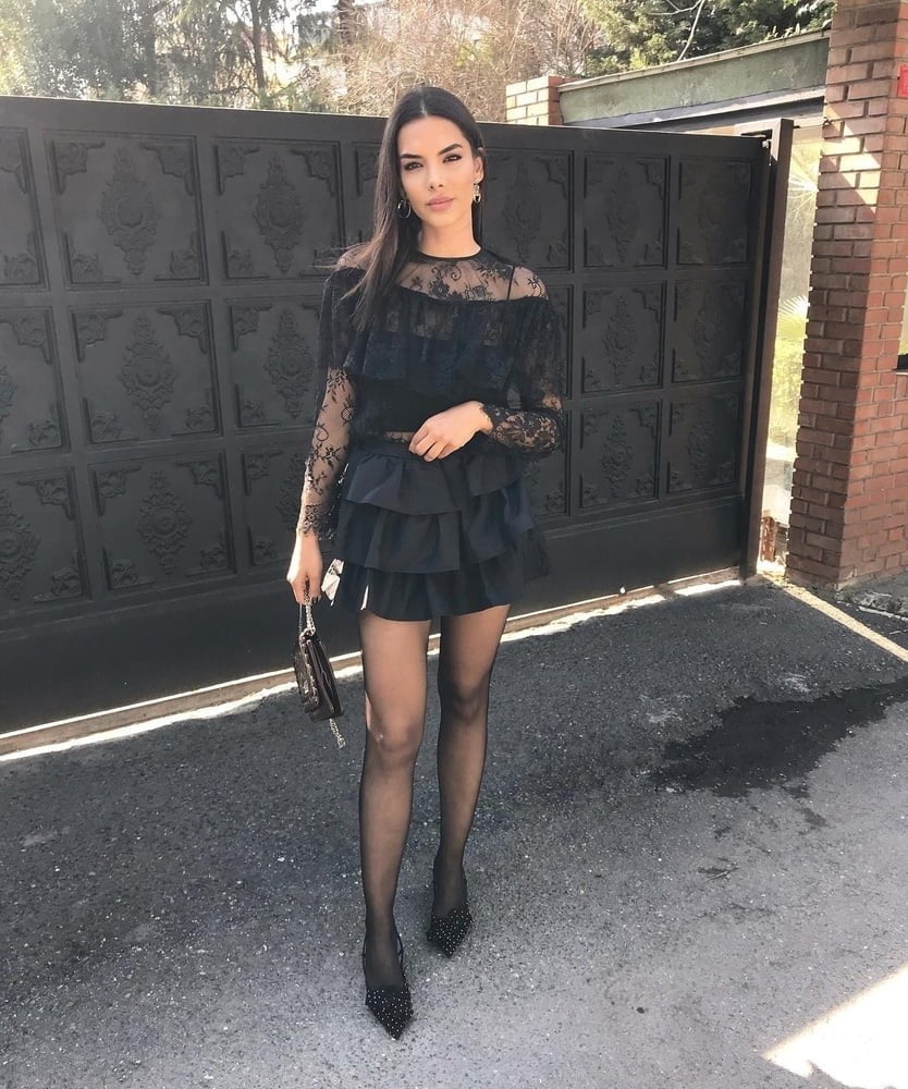 Nylons 12
 #97938544