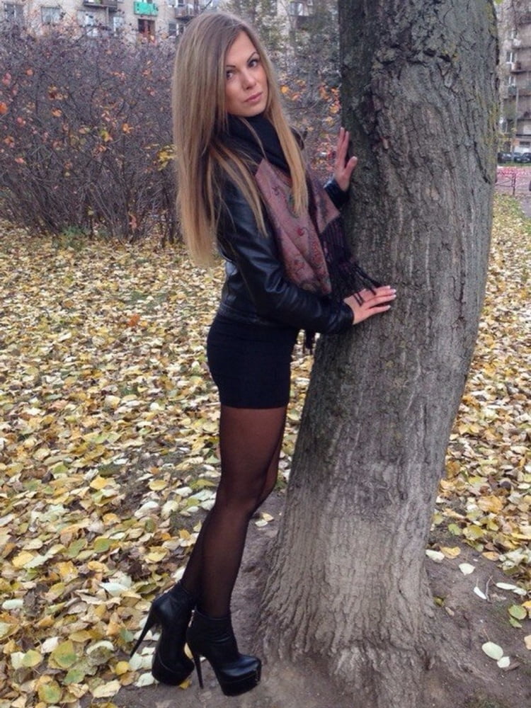 Nylons 12 #97939087