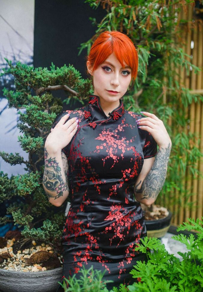 Lady Dusha desnuda #107851126