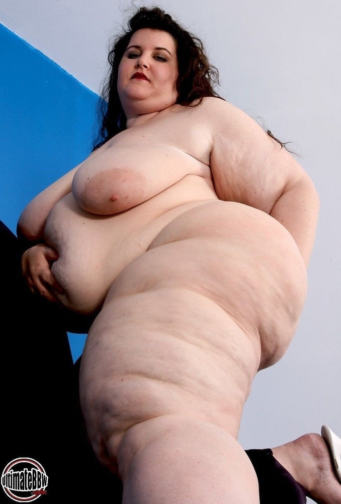 Ssbdw riesige Spitzen große Mädchen fette Titten
 #87814509