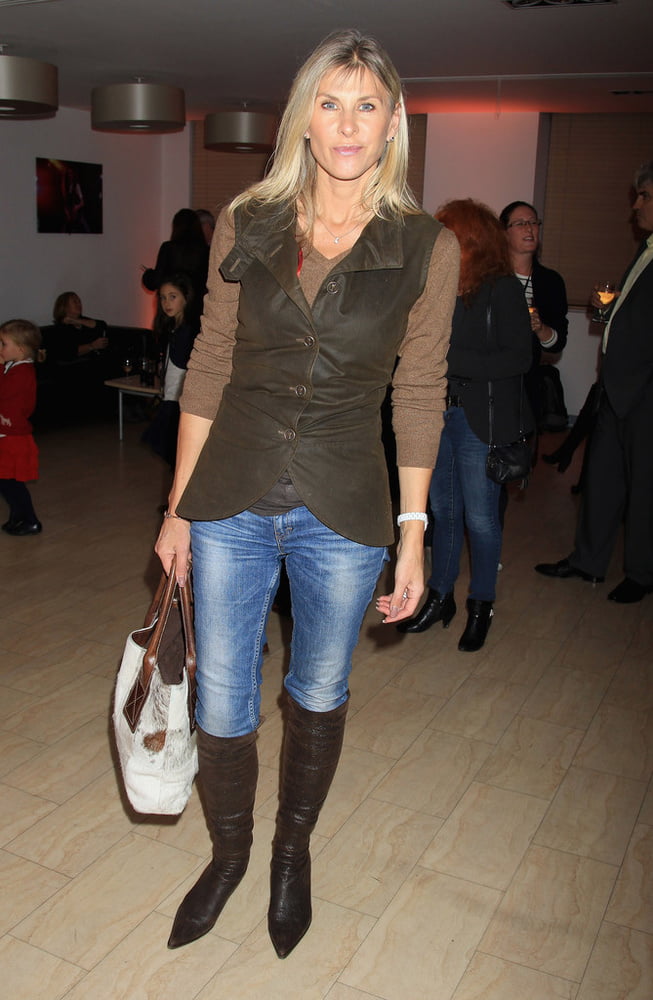 Weibliche Berühmtheit - sharron davies
 #105037461