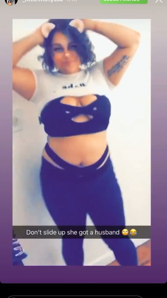 Necesidad de sus únicos fans
 #98880240