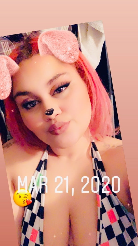 Necesidad de sus únicos fans
 #98880269