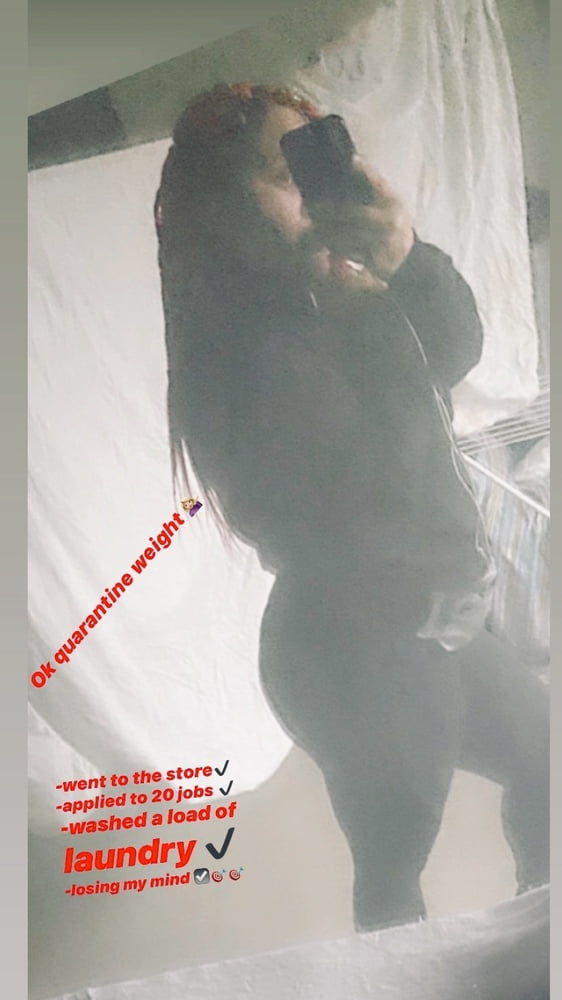 Necesidad de sus únicos fans
 #98880275