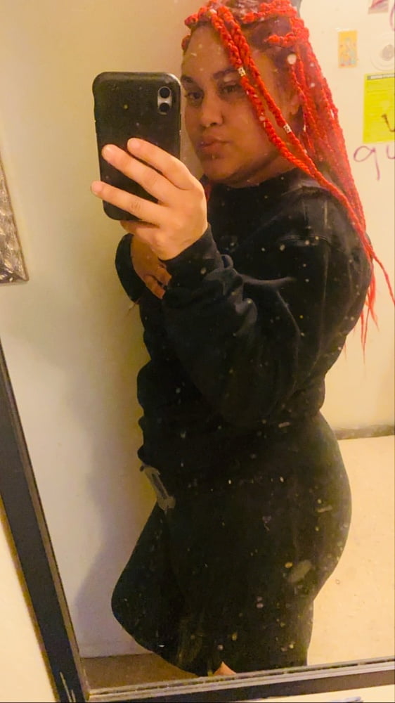 Necesidad de sus únicos fans
 #98880278