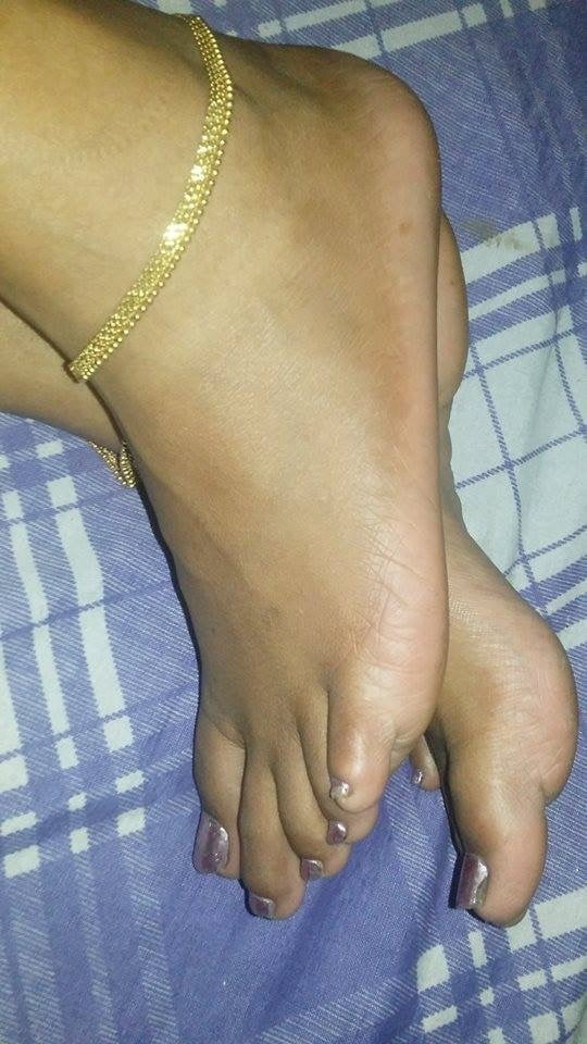 Piedi indiani sexy 2
 #80610025