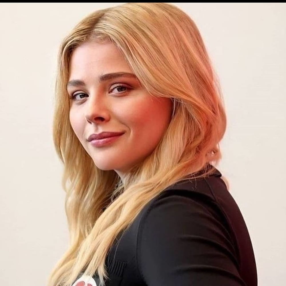 Chloe moretz
 #98516455