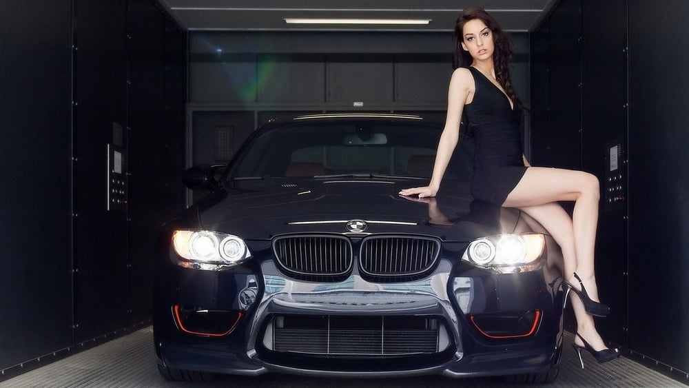 The display of the Motorized. #99391156