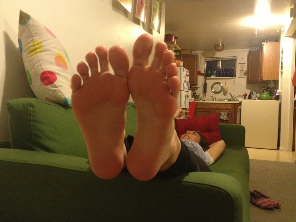 Colorado girl with BIG feet #90411871