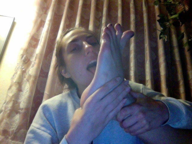 Colorado girl with BIG feet #90411931
