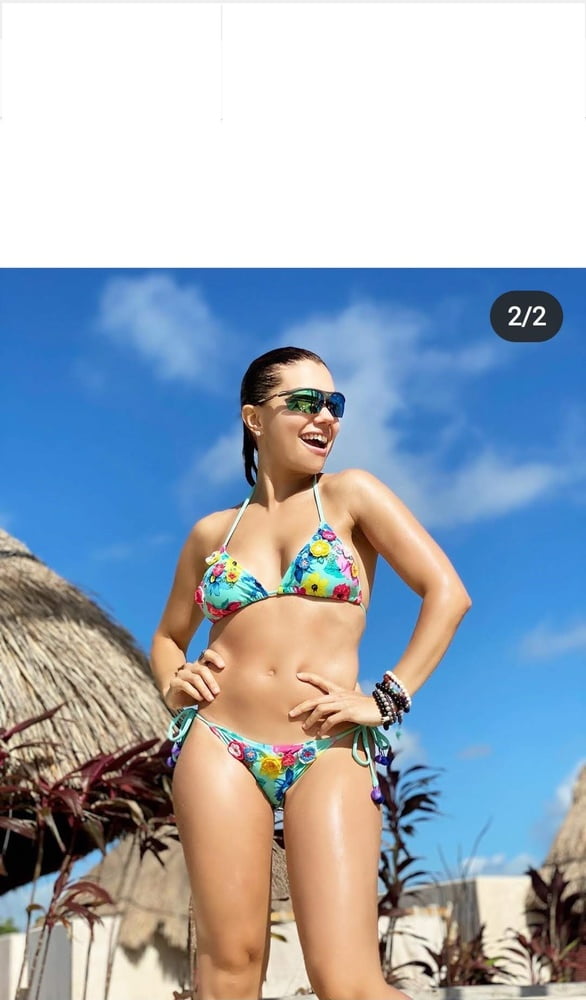 TABATA EN LA PLAYA #88464848