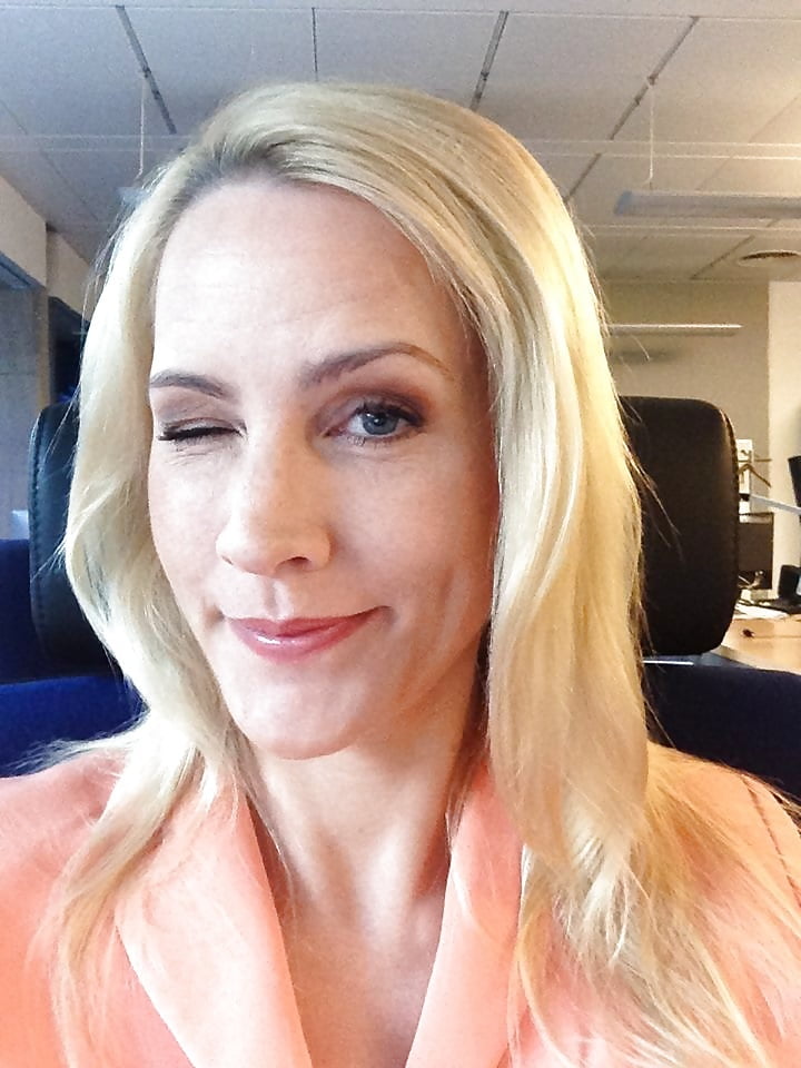 Miss Tagesschau #90374292