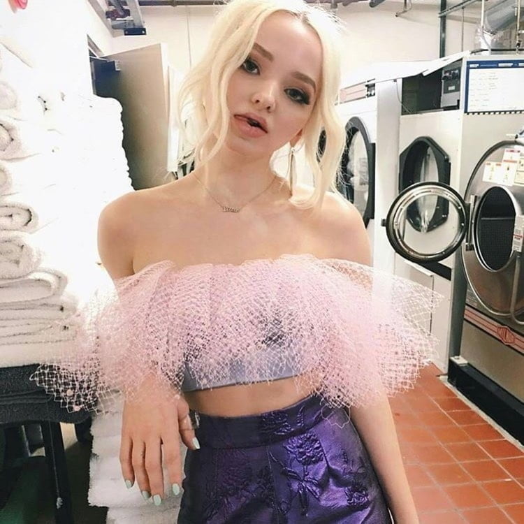 Dove cameron
 #81181926