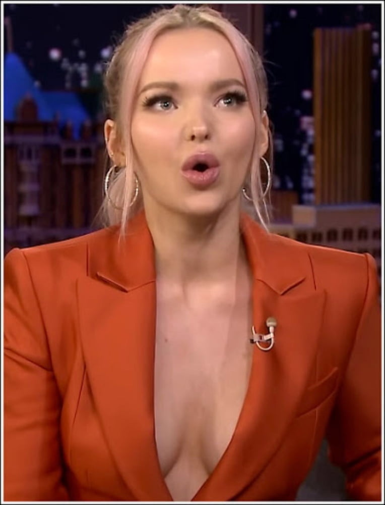 Dove cameron
 #81181932