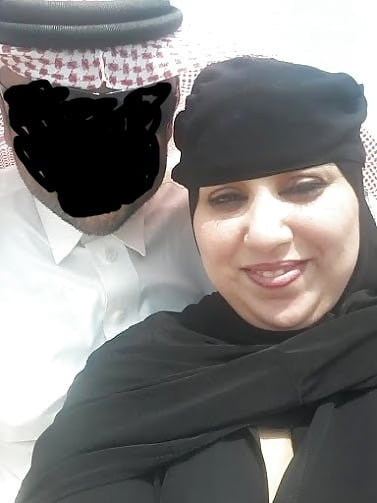 Fatima araba matura hijab puttana grandi tette bbw slut milf
 #81492070