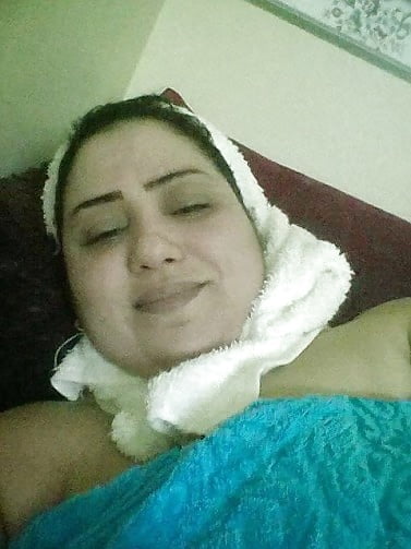 Fatima arab mature hijab whore big boobs bbw slut milf
 #81492144