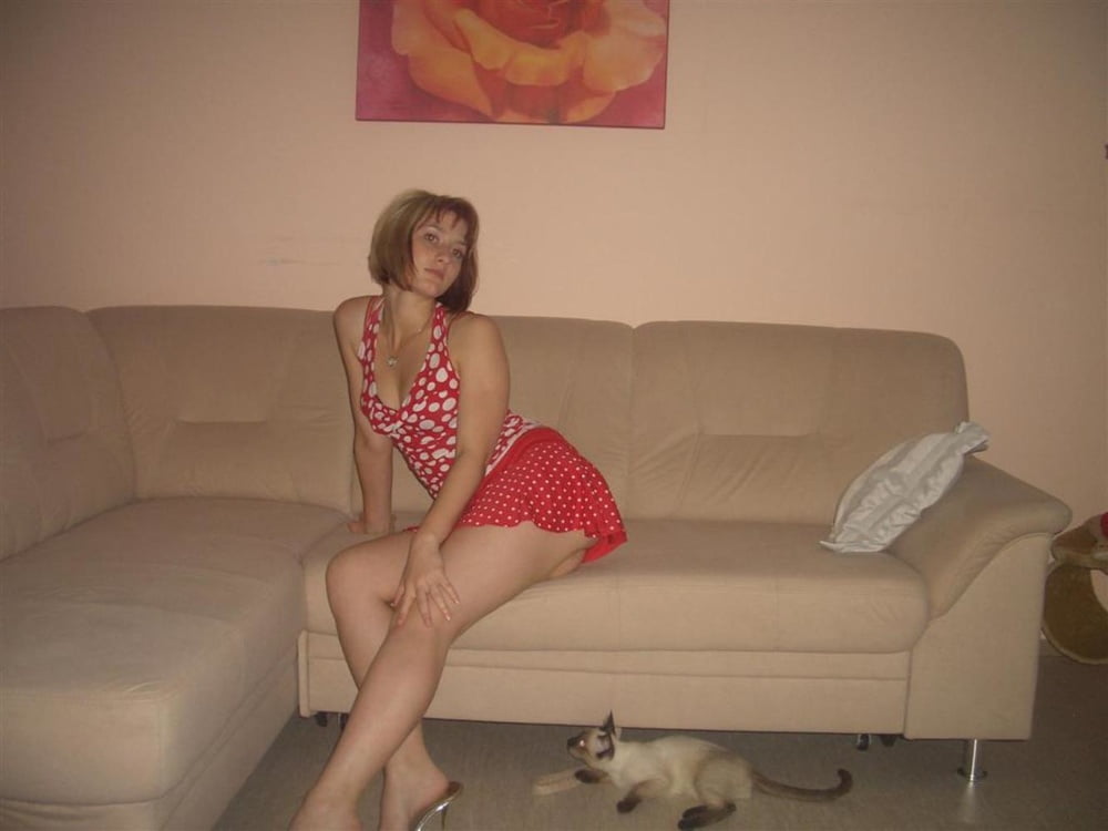 Sexy gekleidete Frauen
 #92132551