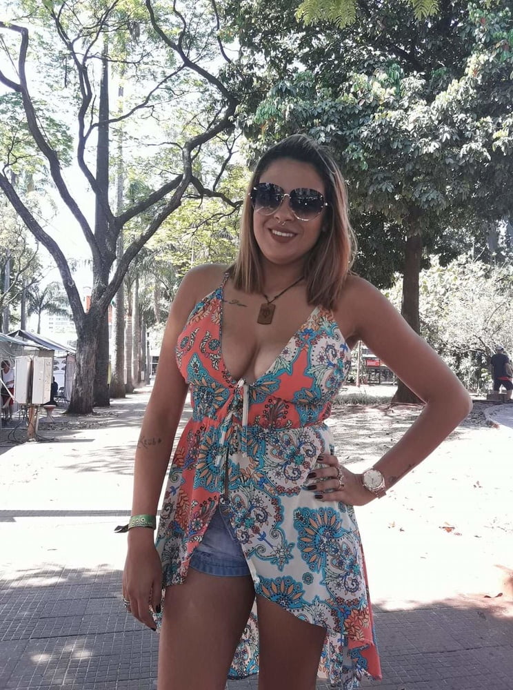 Sexy gekleidete Frauen
 #92132744