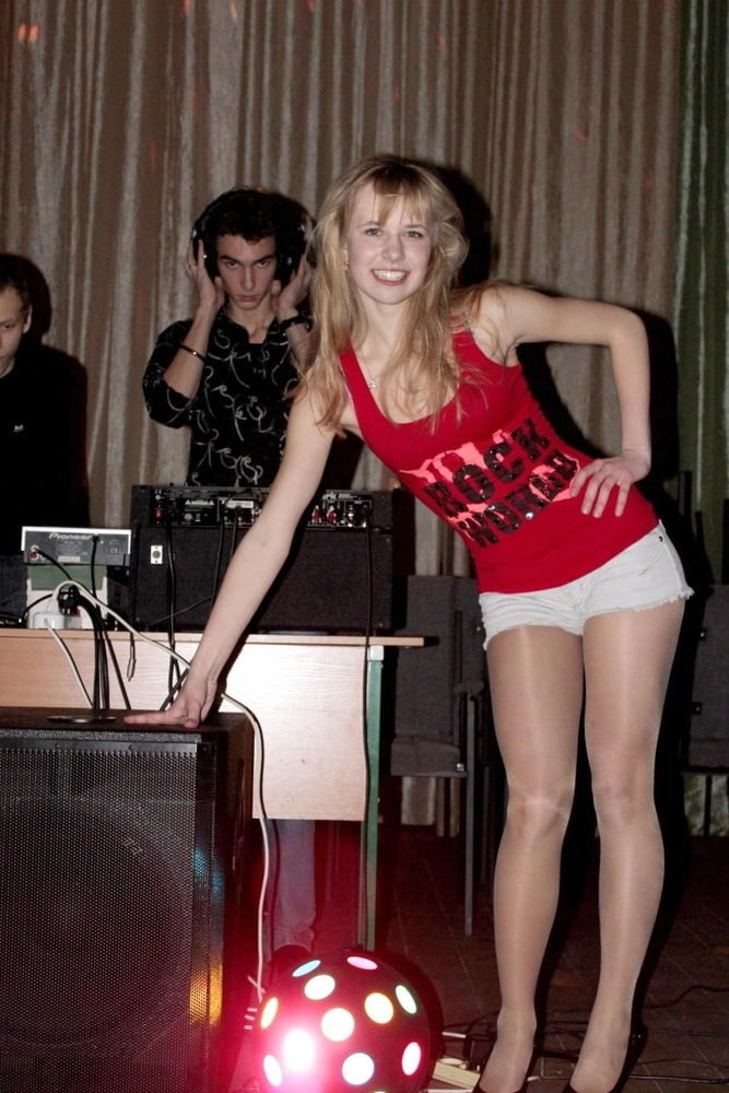 Sexy gekleidete Frauen
 #92132833