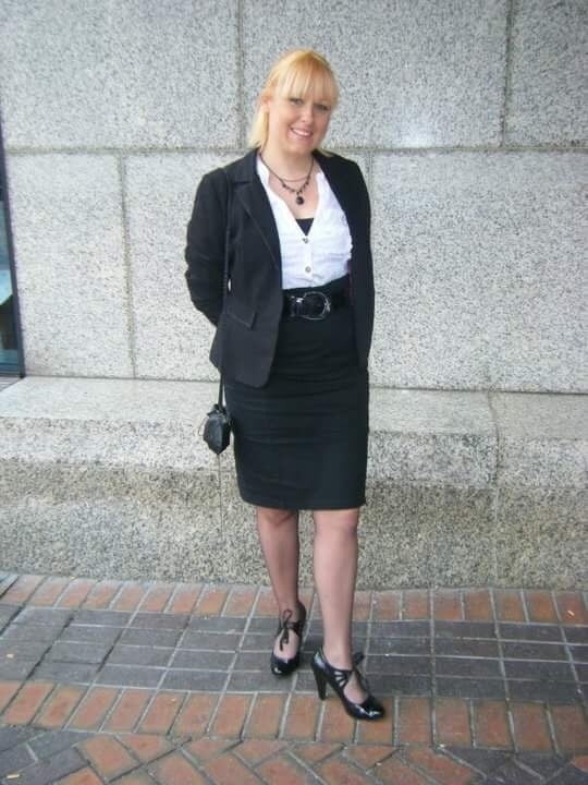 Sexy gekleidete Frauen
 #92132942