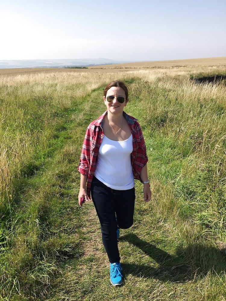 Sexy gekleidete Frauen
 #92132967