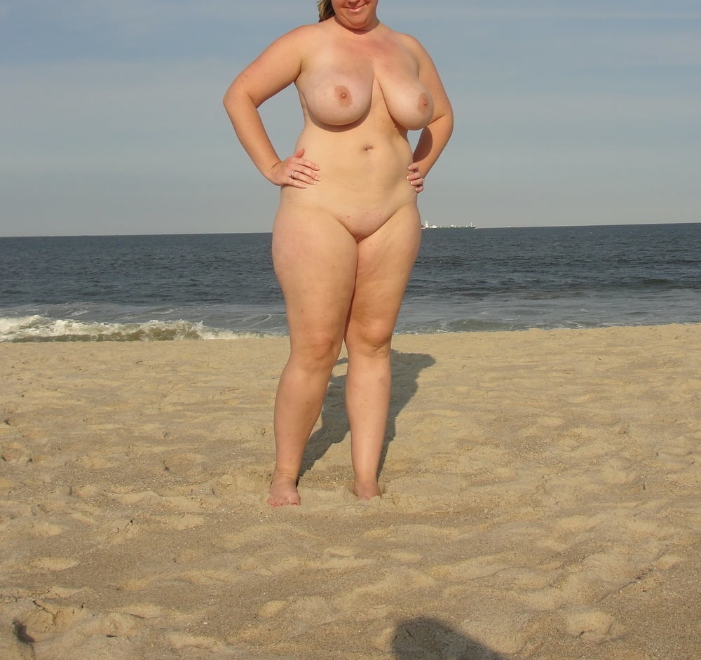 At The Beach Matures Curvy Bbw Amateures Porn Pictures Xxx Photos Sex Images 3863208 Pictoa 