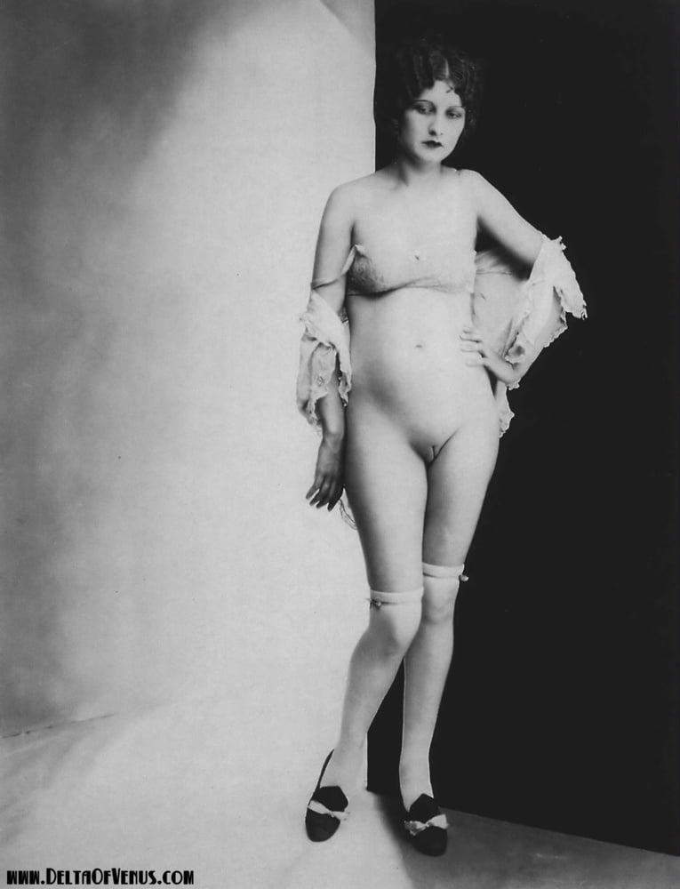 Nacktbilder - 1920 bis 1950
 #93014272