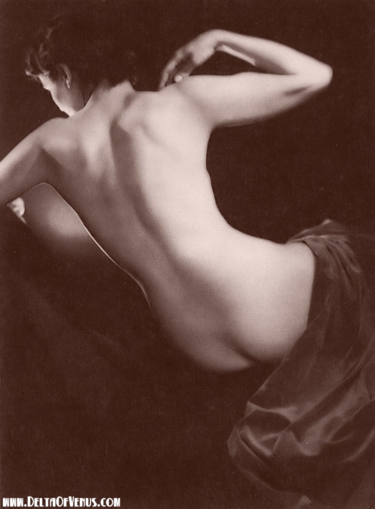 Nacktbilder - 1920 bis 1950
 #93014296