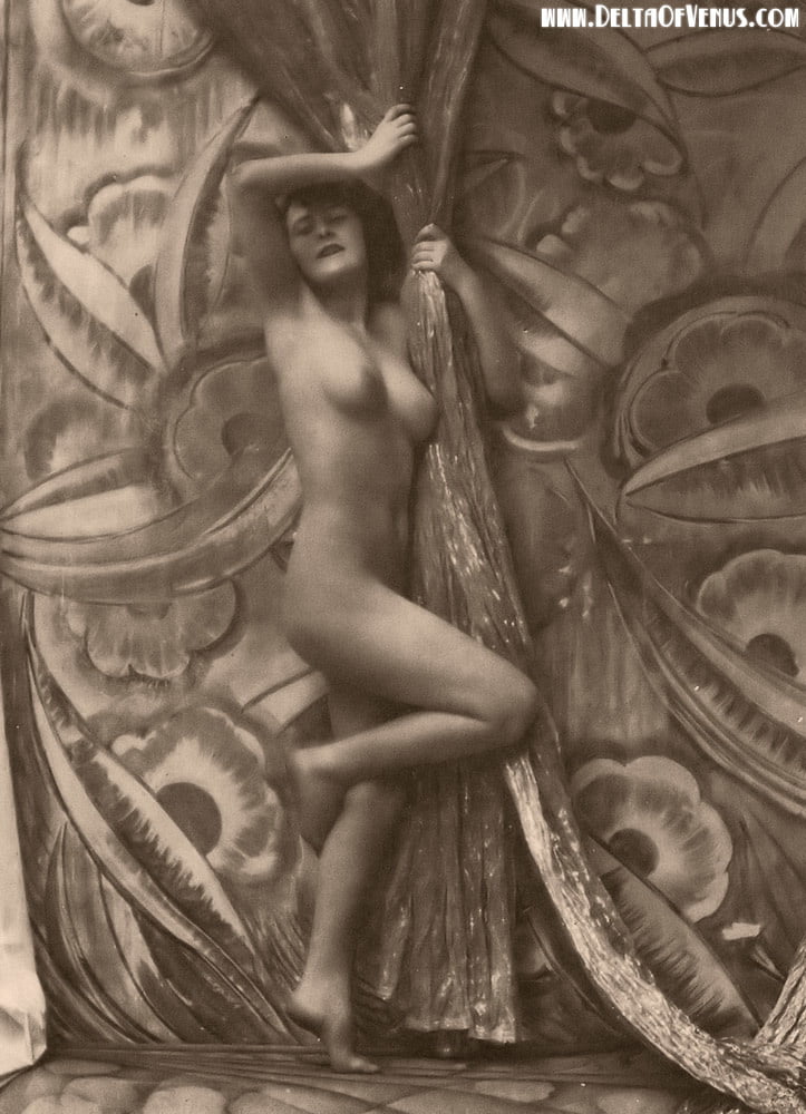 Nacktbilder - 1920 bis 1950
 #93014298