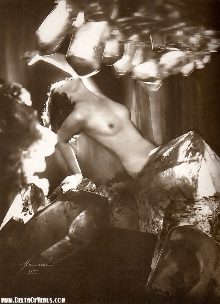 Nacktbilder - 1920 bis 1950
 #93014314