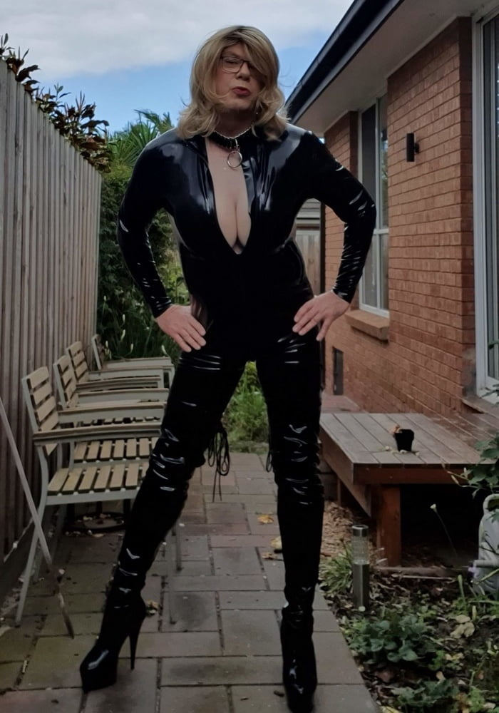 Rachel Latex in her Catsuit and Thigh Highs #107113037