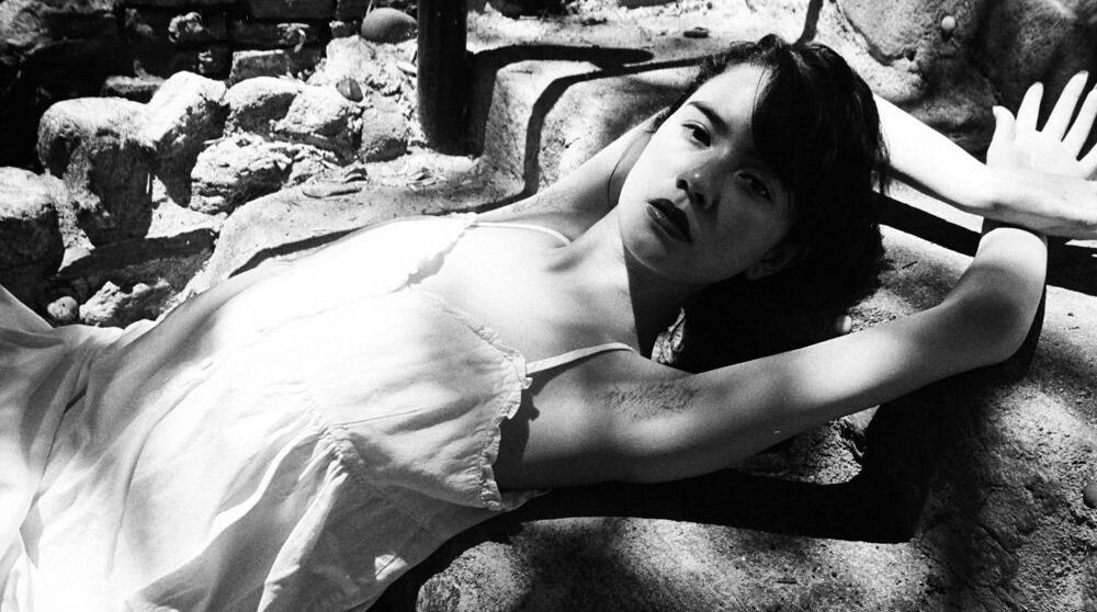 Mia Kerin nackt #108230341