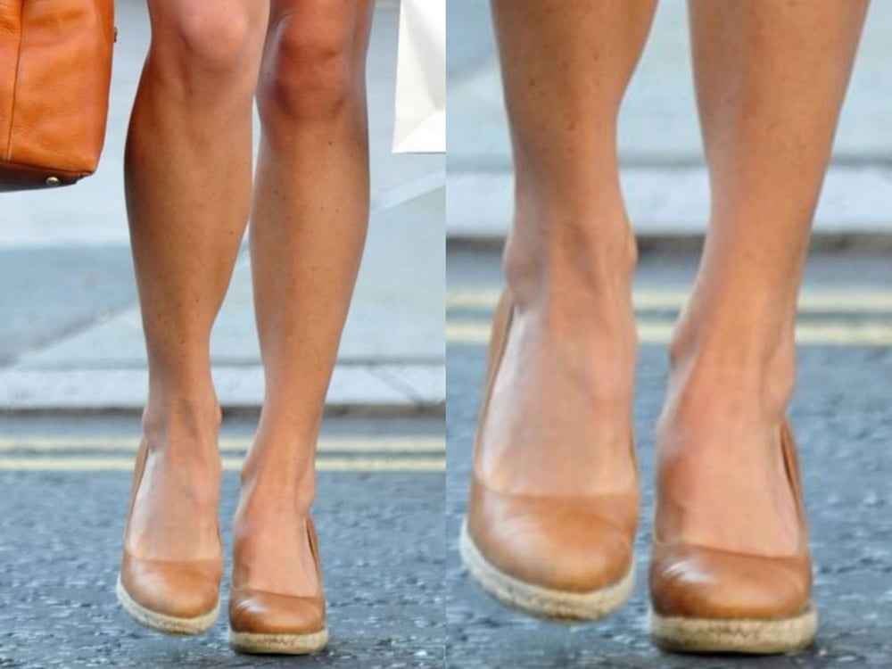 Pippa middleton sexy pies de la pierna y los tacones altos
 #97902617