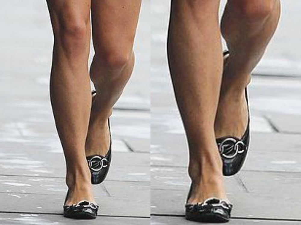 Les pieds de la jambe sexy et les talons hauts de Pippa Middleton
 #97902676
