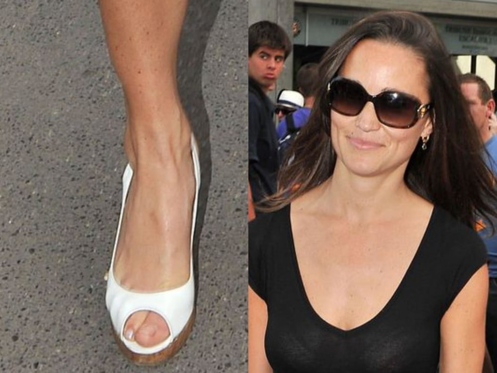 Pippa Middleton&#039;s sexy Leg&#039;s feet and High heel&#039;s #97902746