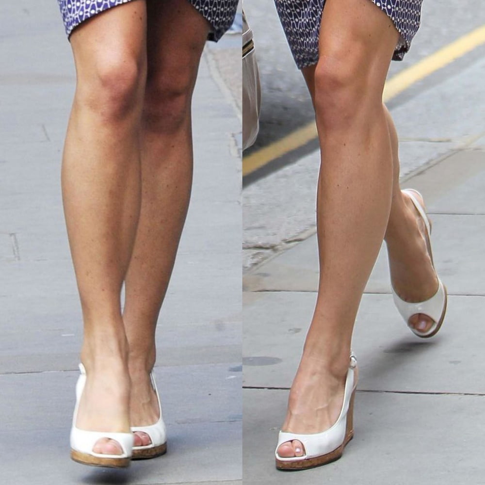 Les pieds de la jambe sexy et les talons hauts de Pippa Middleton
 #97902789