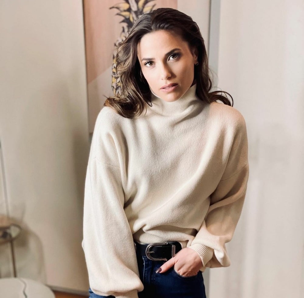 Capucine Anav #87461560