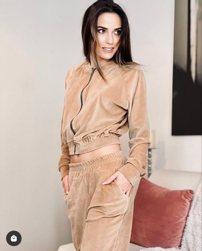 Capucine Anav #87461563