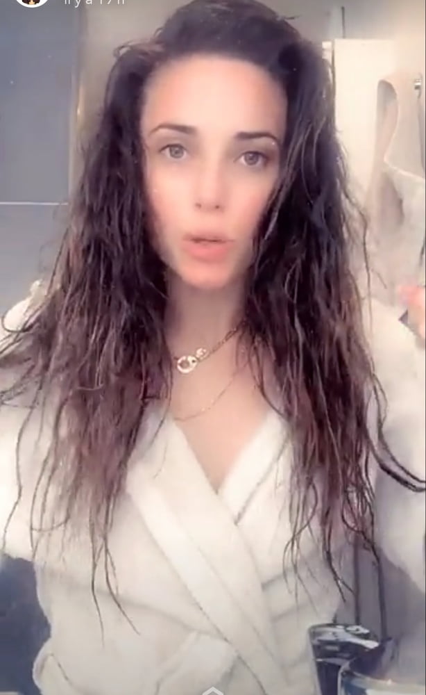 Capucine Anav #87461596