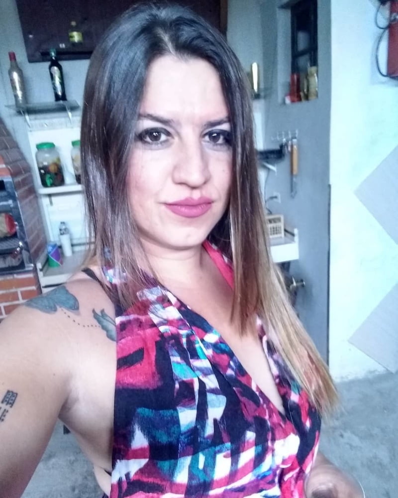 Queria eu gozar nesse rosto lindo #99179571