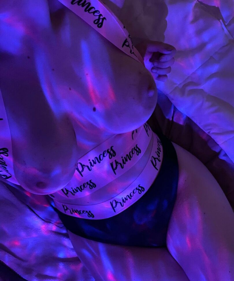 Thiq.Loser desnuda #108427899