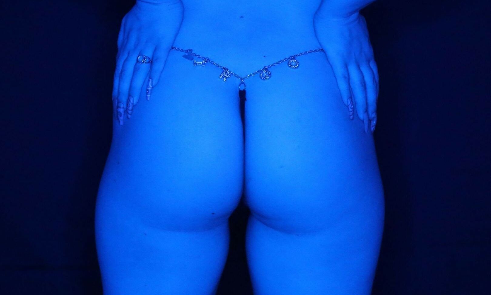 Thiq.Loser desnuda #108427979