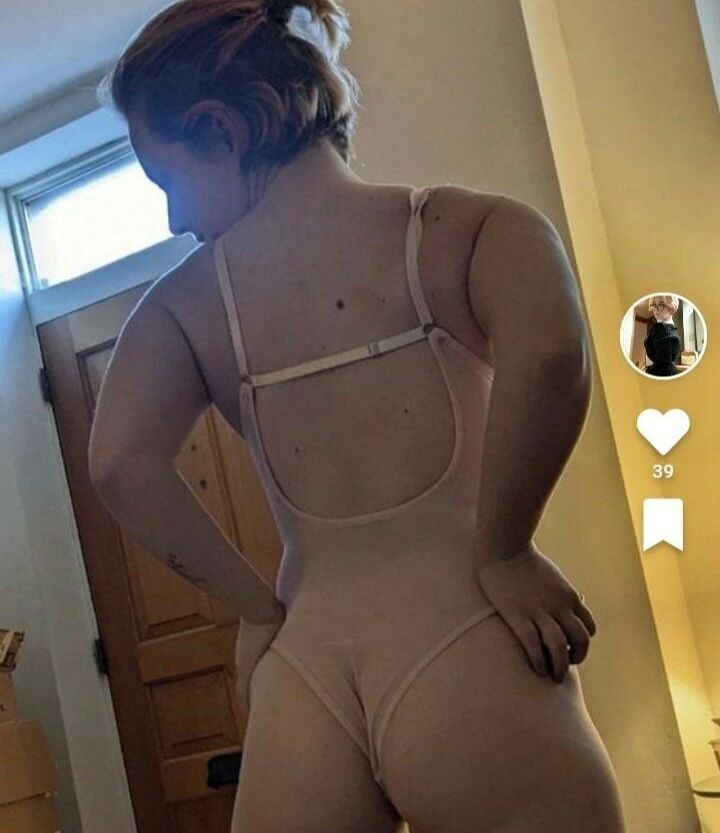 Thiq.Loser desnuda #108428031