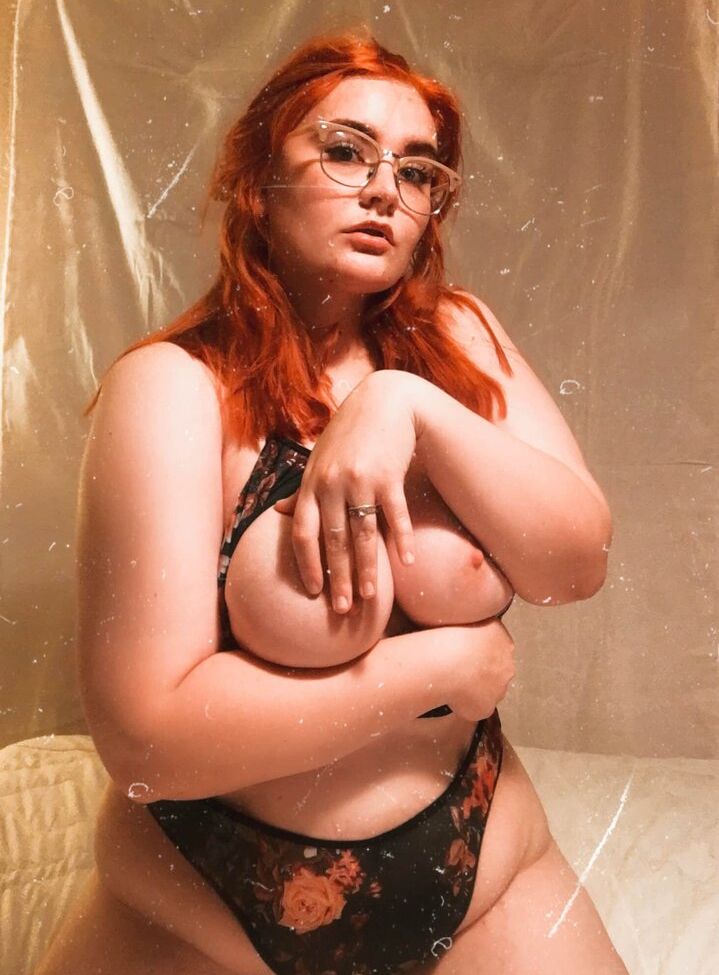 Allisonivyx desnuda #108753922