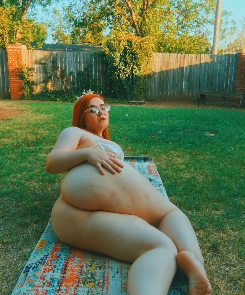 Allisonivyx desnuda #108754233